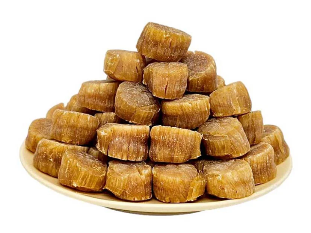 Pile of dried scallops on a plate