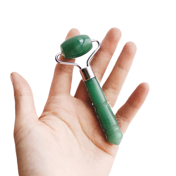 The De-Puffing Mini Jade Facial Roller