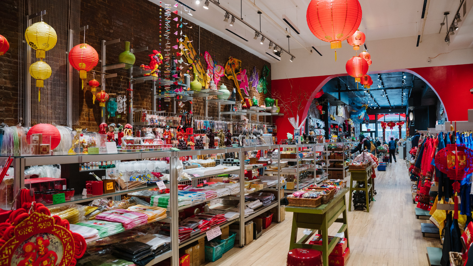 Interior of Pearl River Mart's Soho location