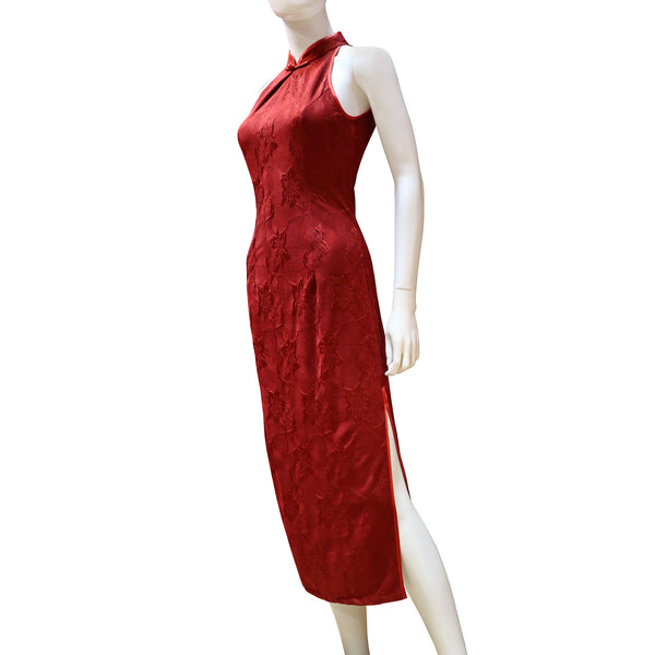 Sleeveless Ankle-Length Qipao with Floral Design - Maroon